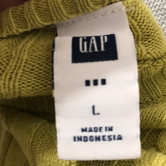 ❤️SOLD❤️Gap Sweater - Picture 5 of 5
